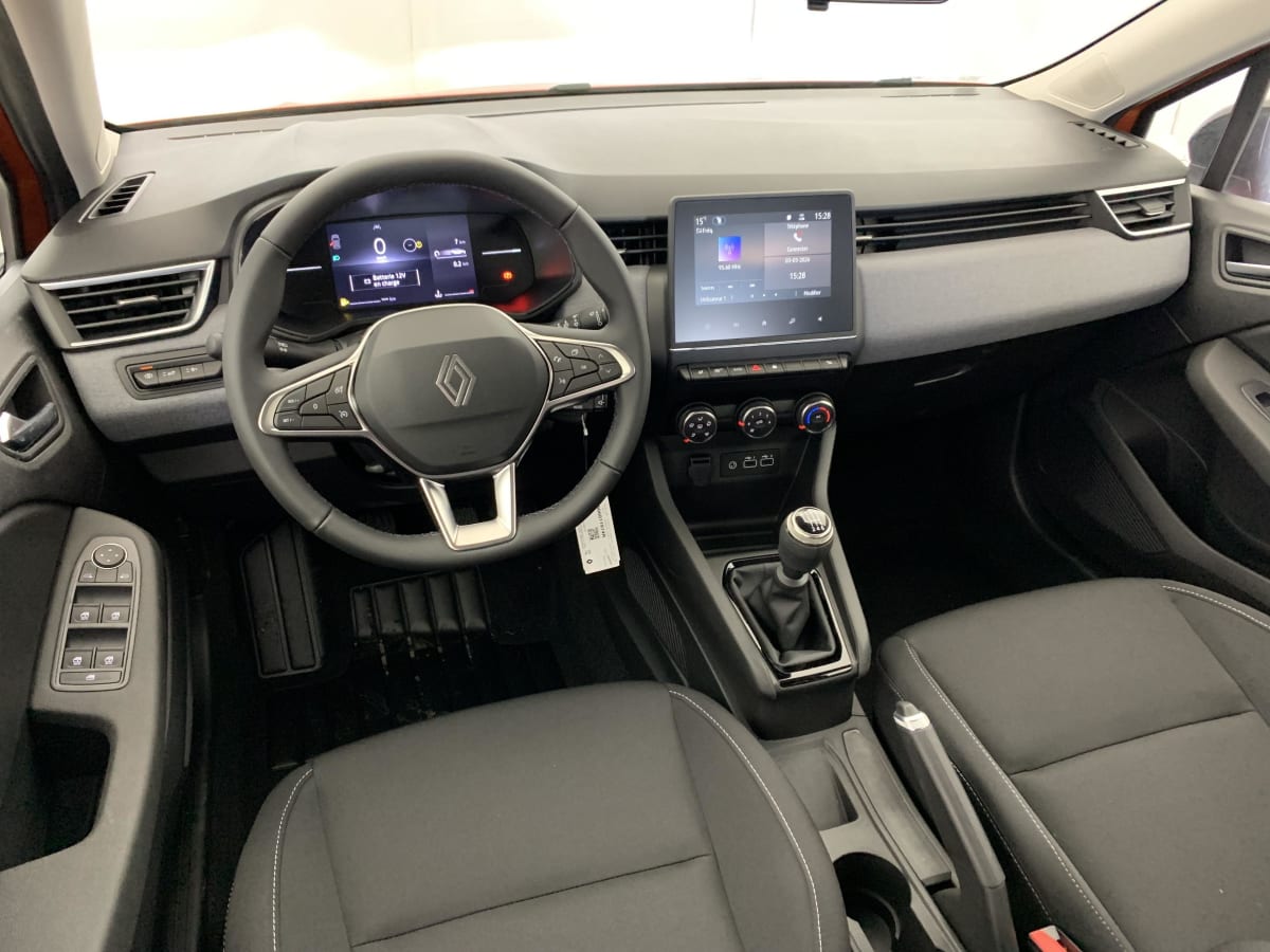 Renault CLIO 5 - Image 14