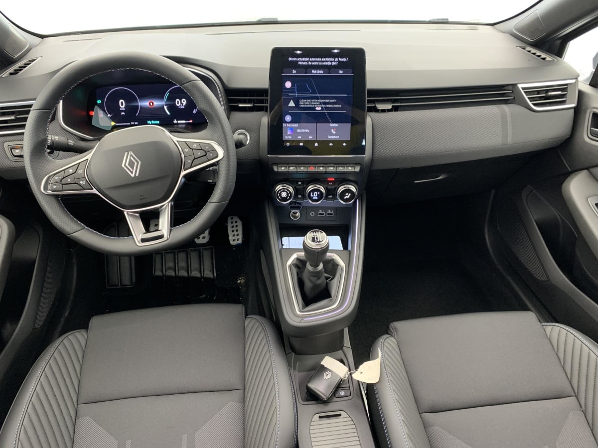 Renault CLIO 5 - Image 39