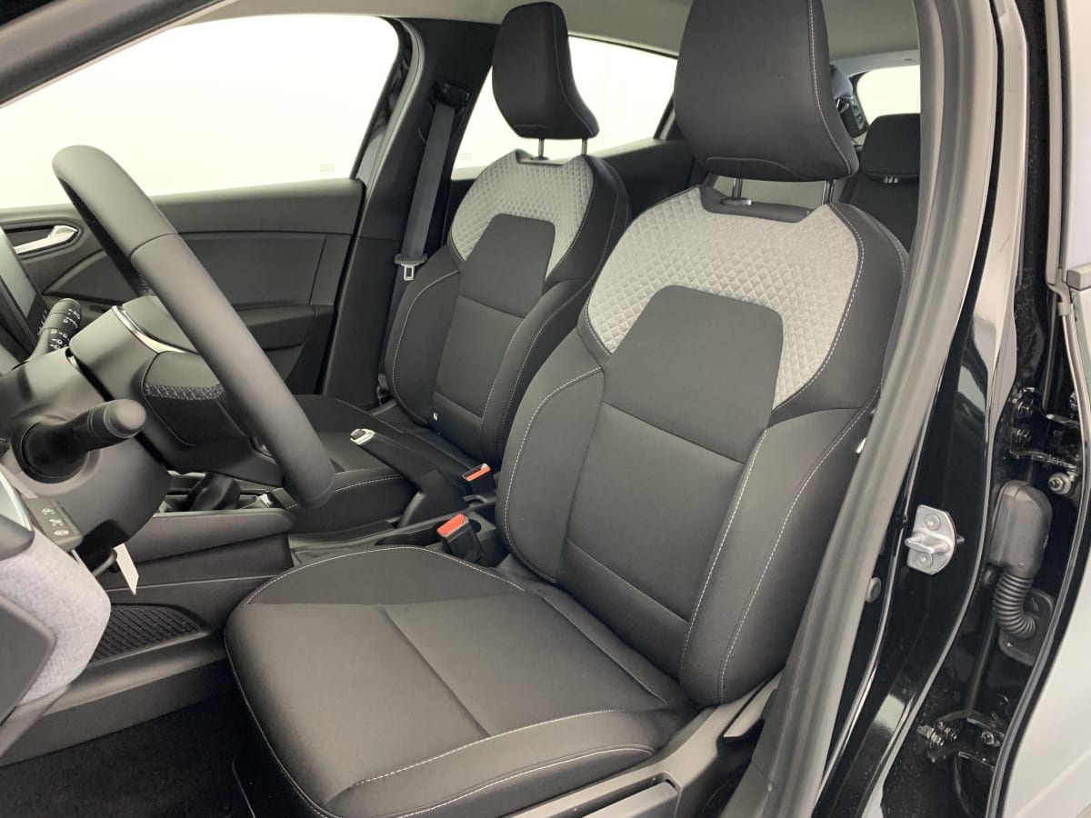 Renault CLIO 5 - Image 43