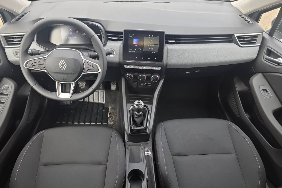 Renault CLIO 5 - Image 12