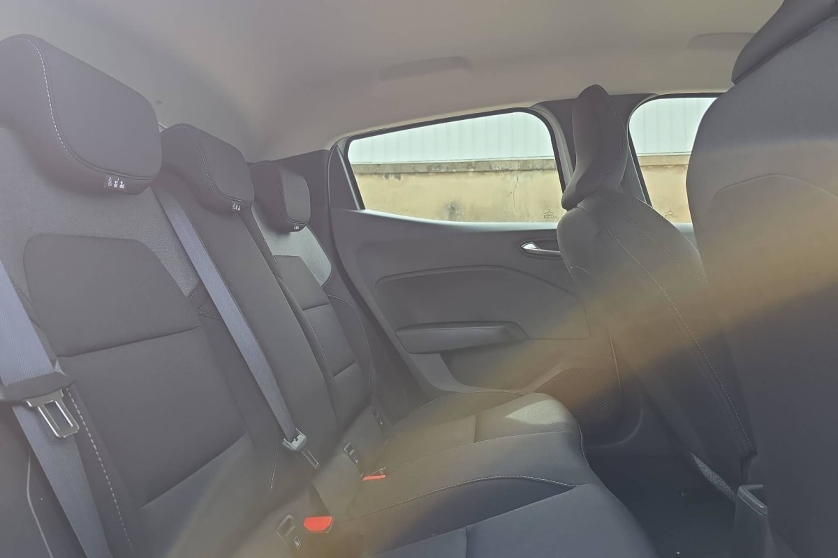 Renault CLIO 5 - Image 10