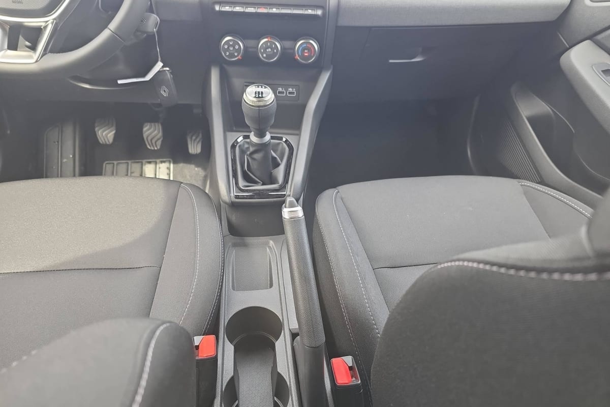 Renault CLIO 5 - Image 17