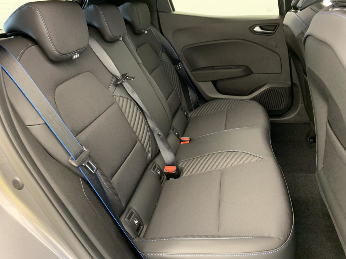 Renault CLIO 5 - Image 36