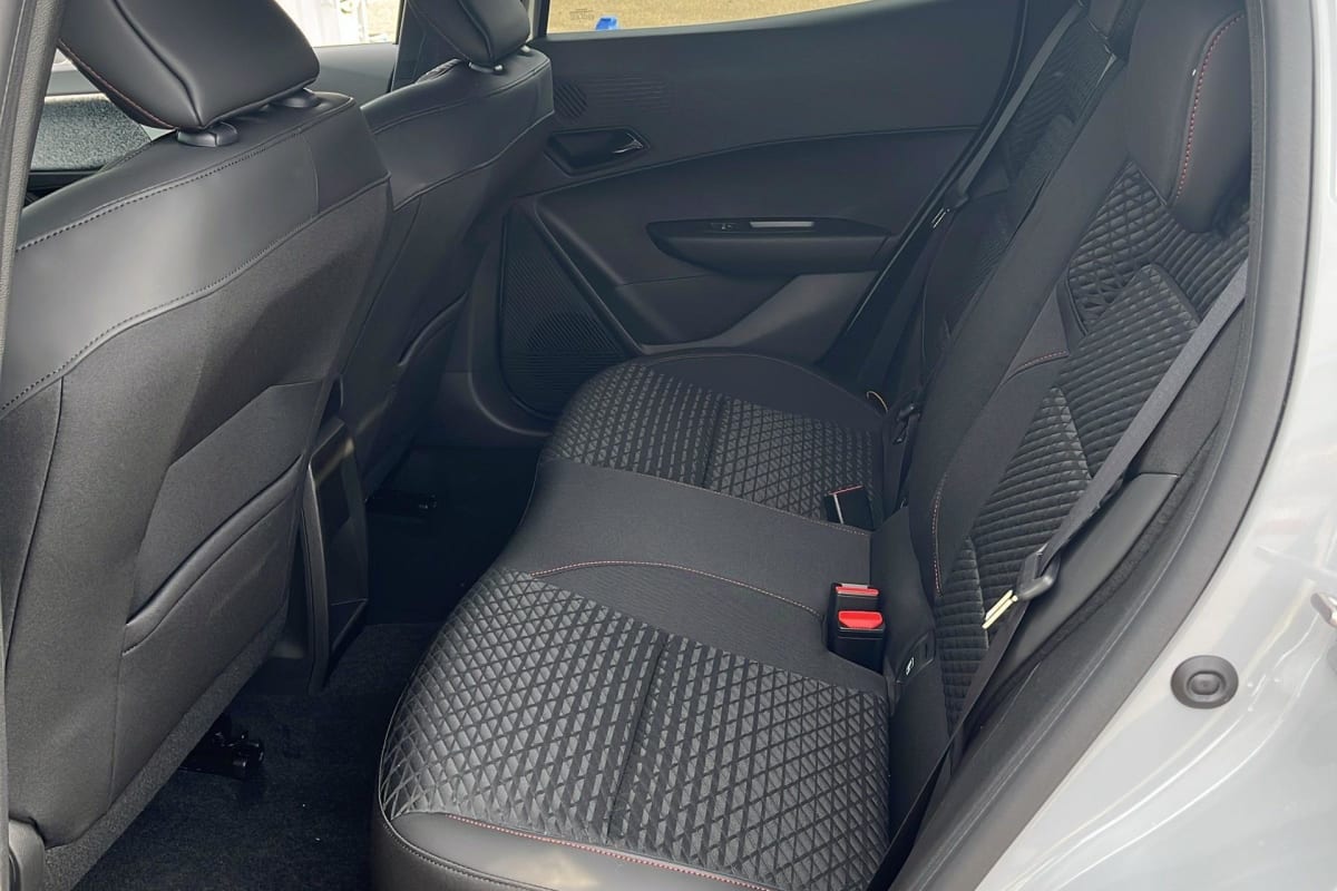 Renault CLIO 6 - Image 10