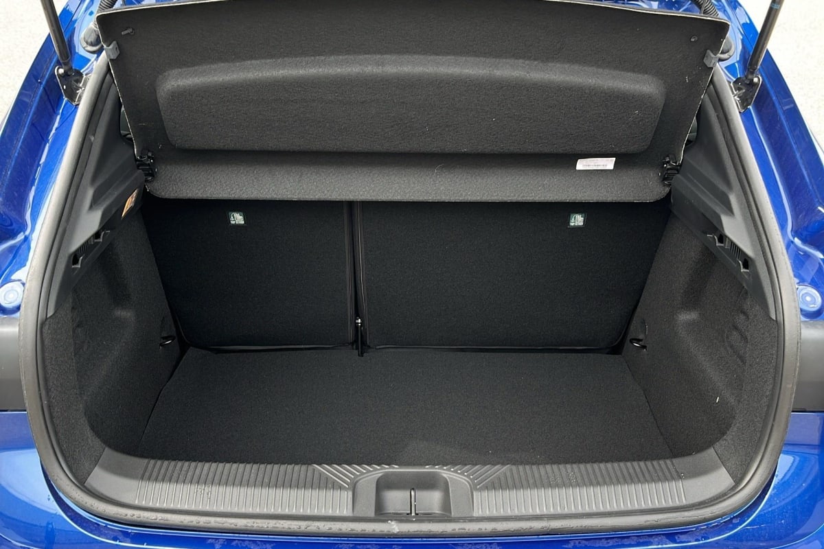 Renault CLIO 6 - Image 33