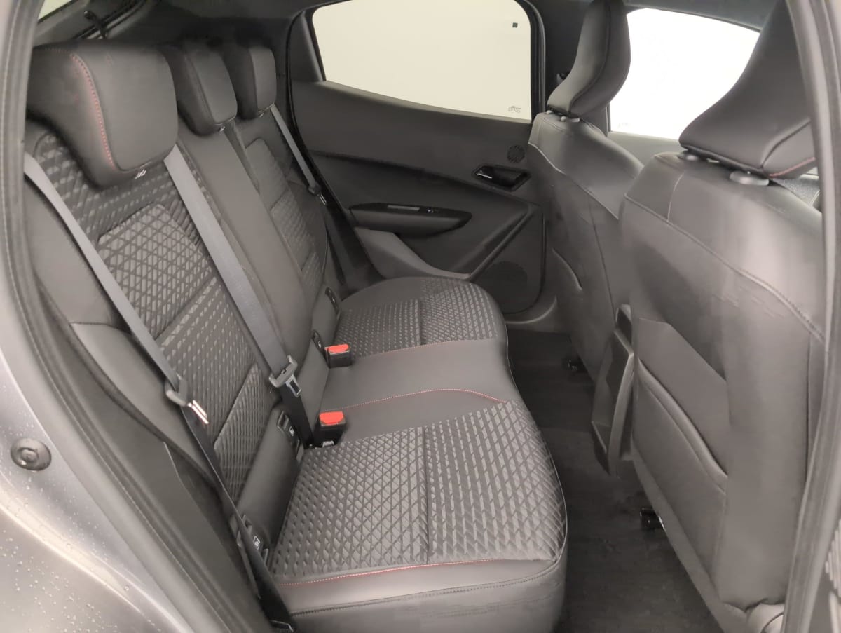 Renault CLIO 6 - Image 43
