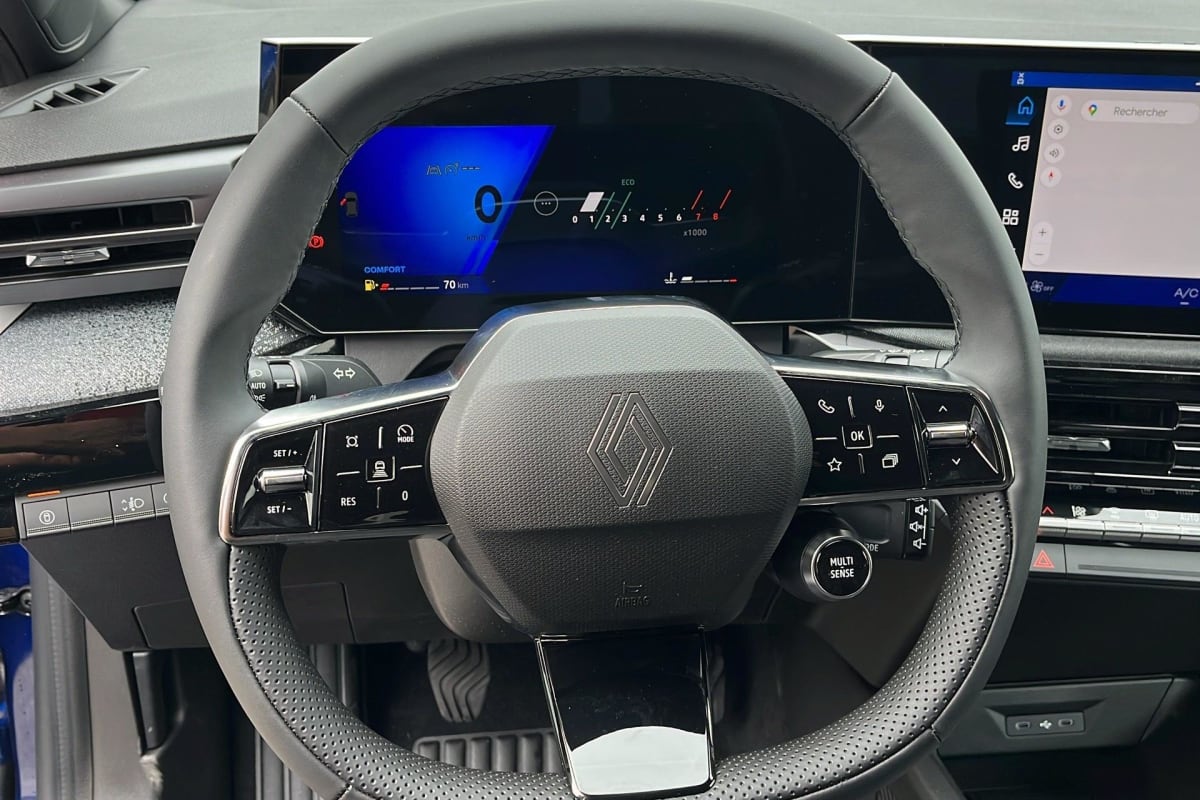 Renault CLIO 6 - Image 36