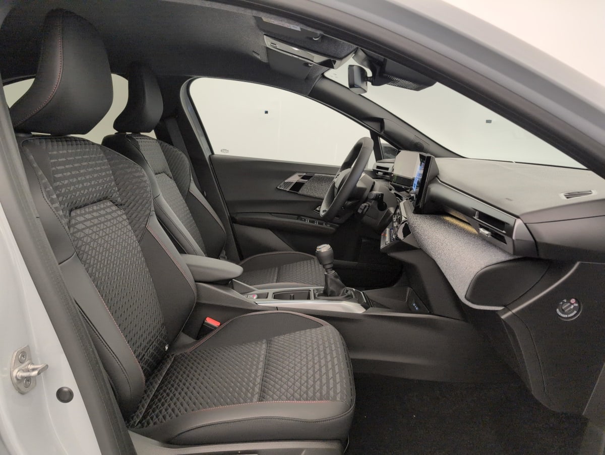 Renault CLIO 6 - Image 18