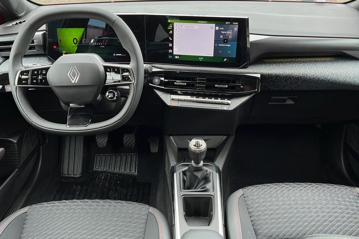 Renault CLIO 6 - Image 13