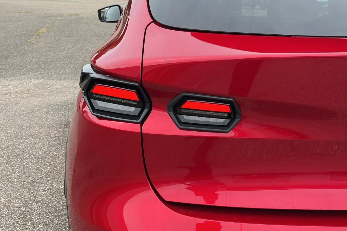 Renault CLIO 6 - Image 21