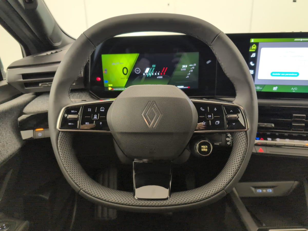 Renault CLIO 6 - Image 22