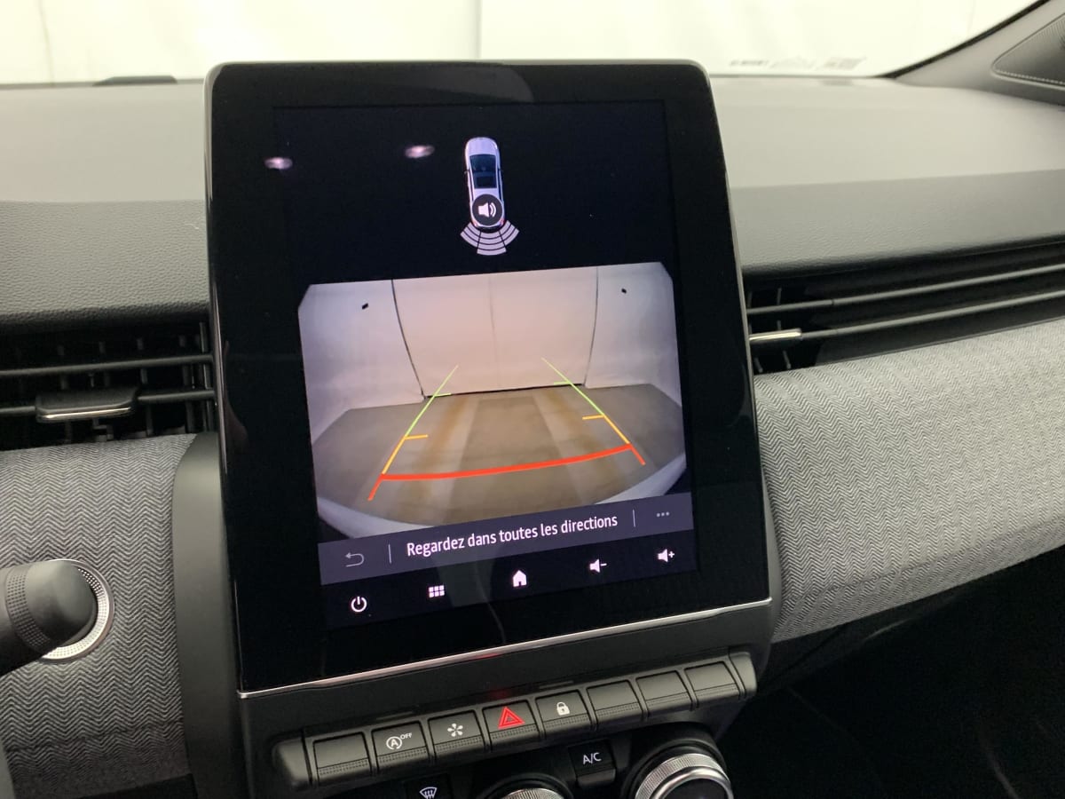 Renault CLIO V - Image 20