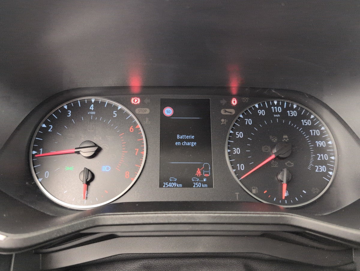 Renault CLIO V - Image 24