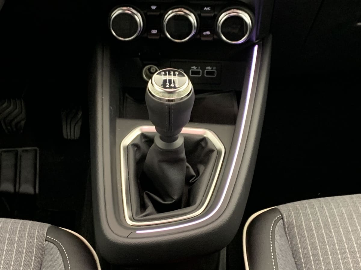 Renault CLIO V - Image 15