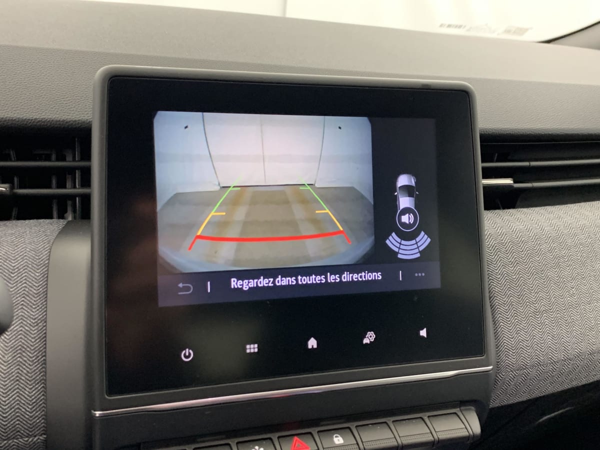 Renault CLIO V - Image 20