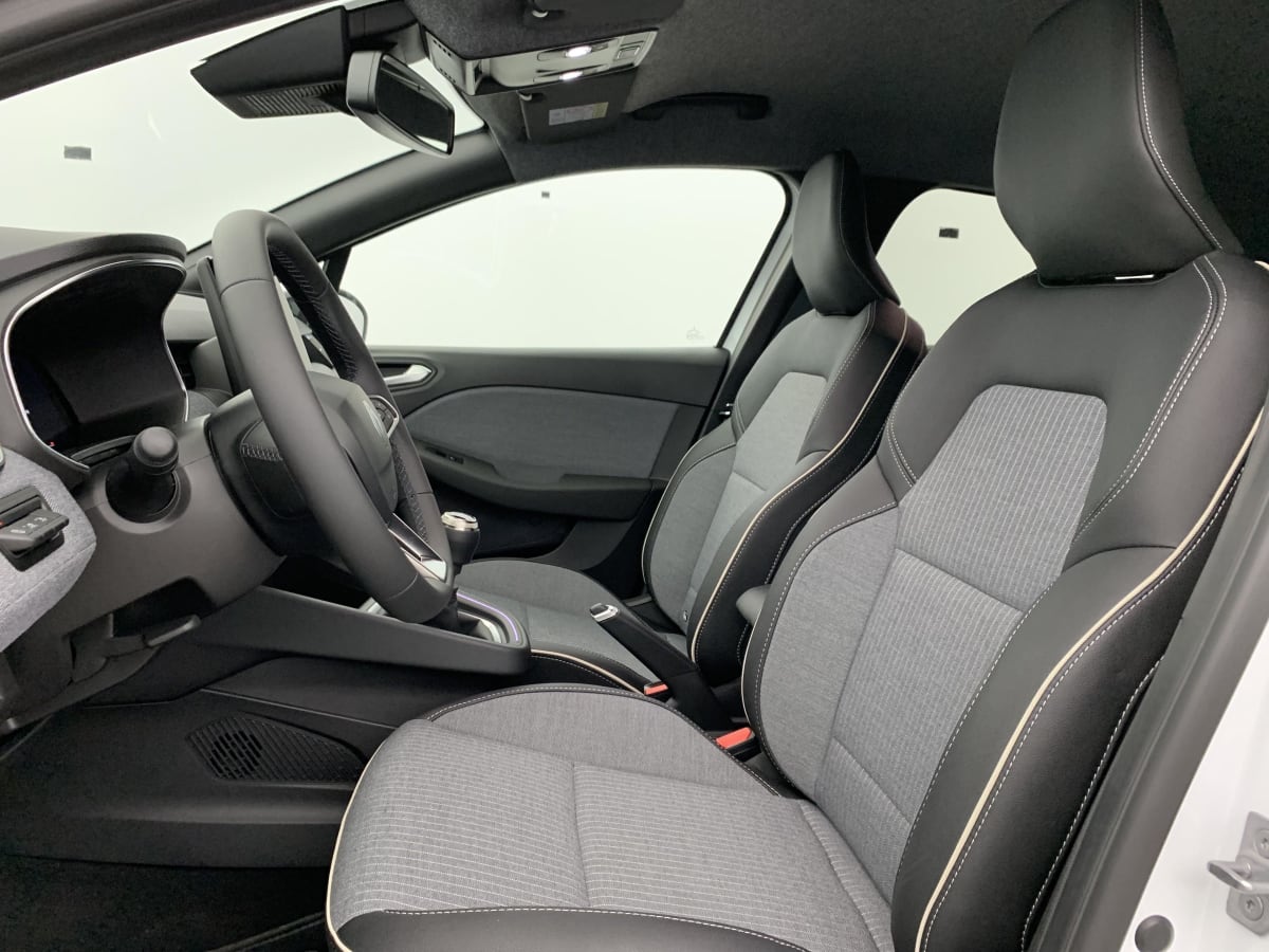 Renault CLIO V - Image 17