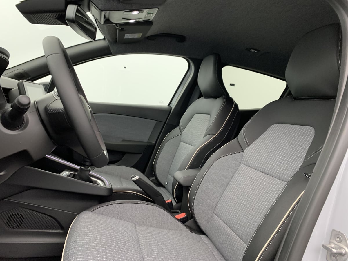 Renault CLIO V - Image 17