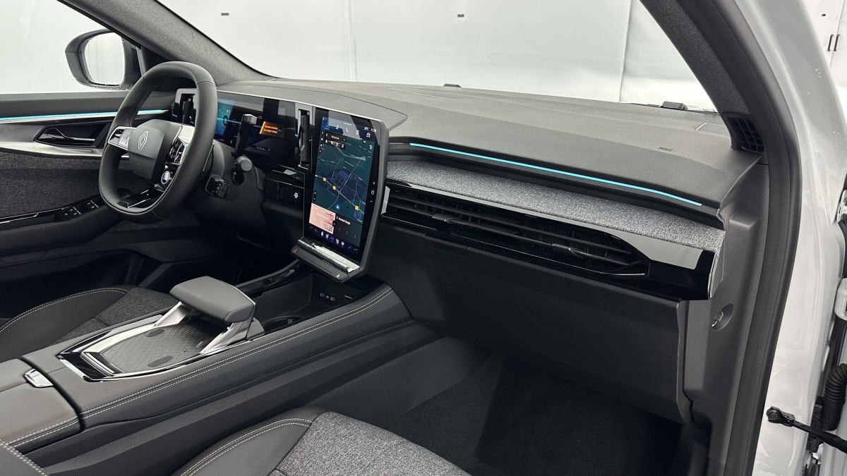 RENAULT ESPACE ESPACE VI E-TECH FULL HYBRID 200CH TECHNO