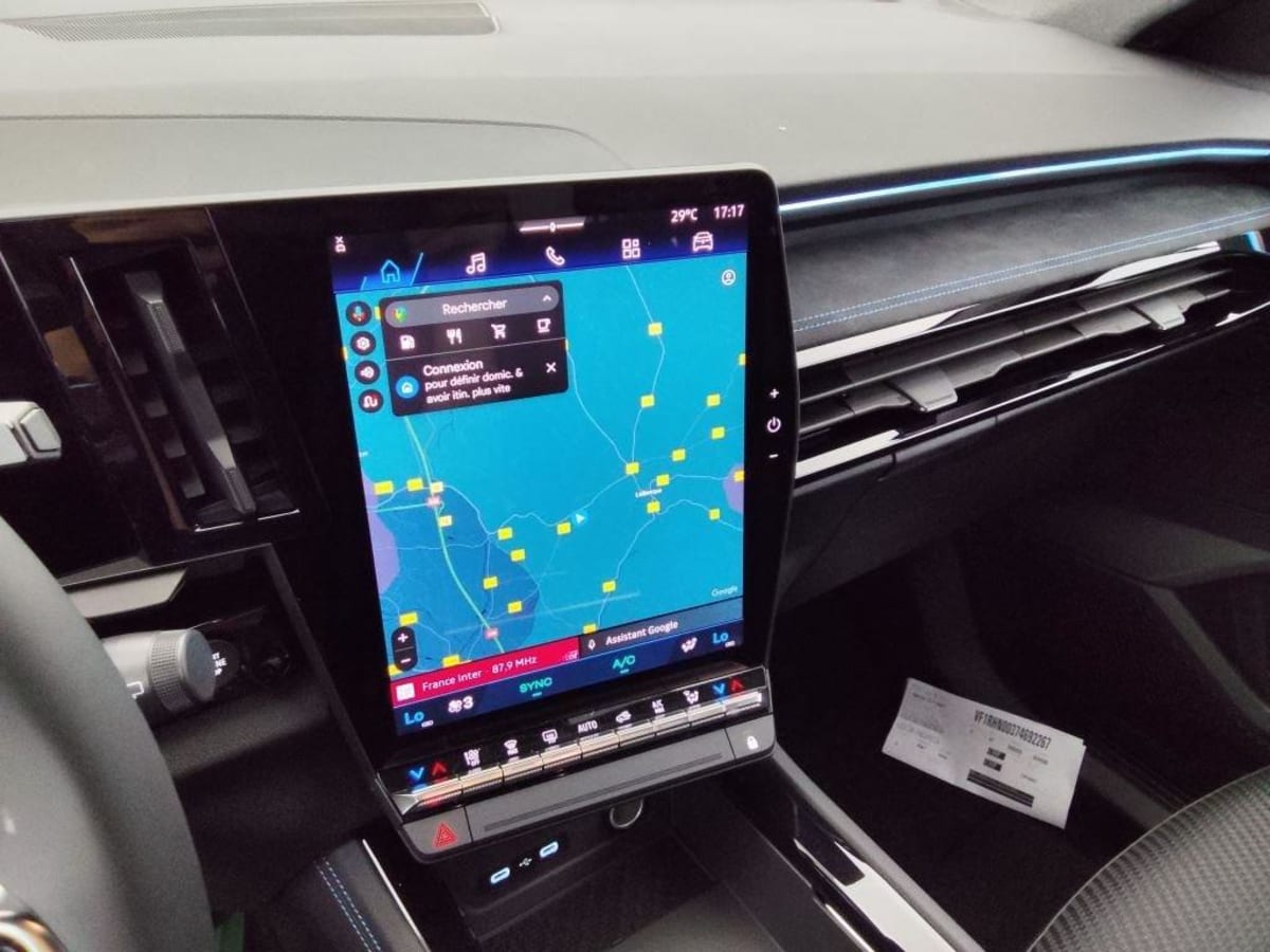 RENAULT ESPACE V 1.2 E-TECH FULL HYBRID 200CH ESPRIT ALPINE 7 PLACES - 25