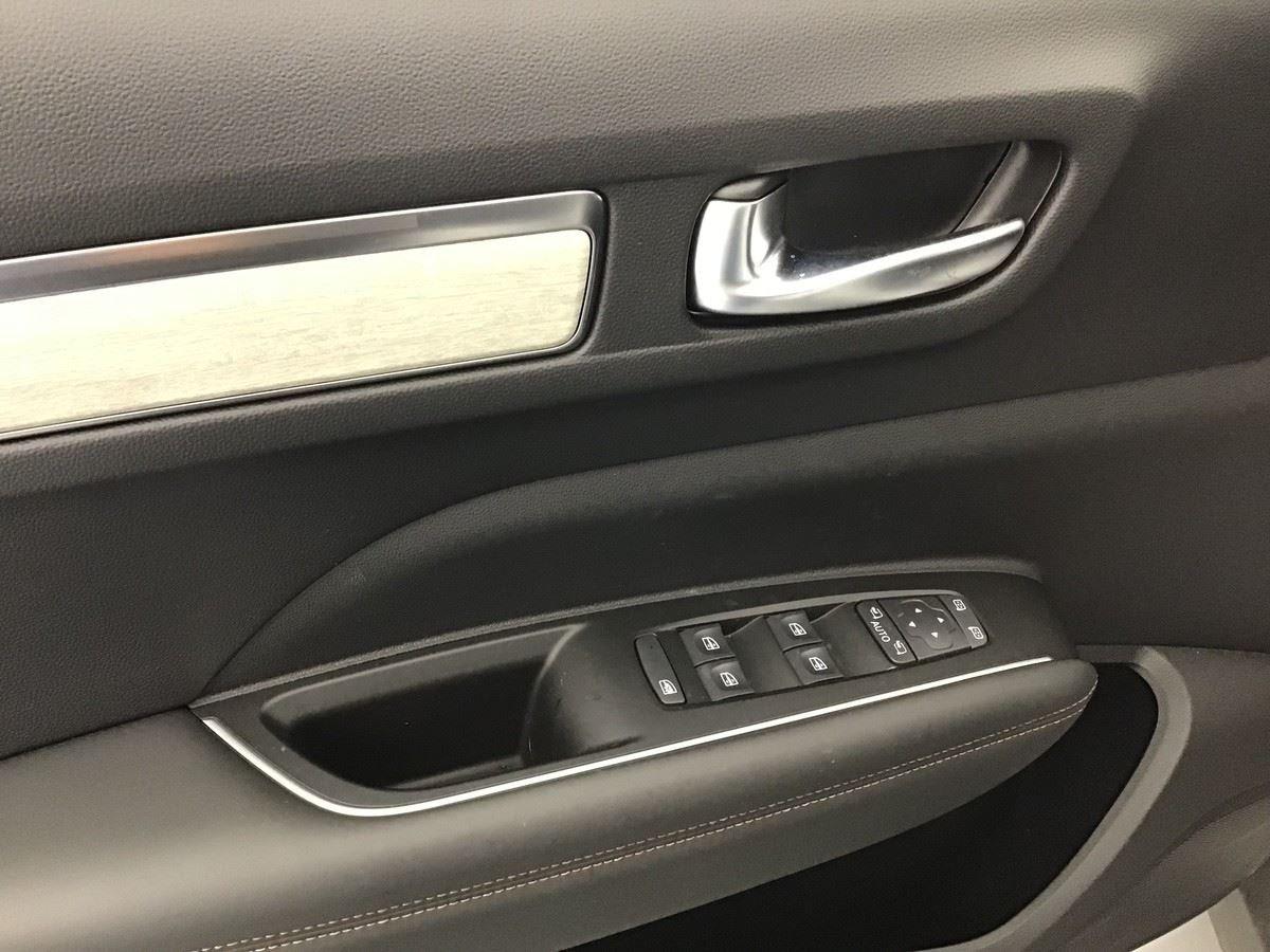 RENAULT KOLEOS INITIALE PARIS 2.0 BLUE DCI 185
