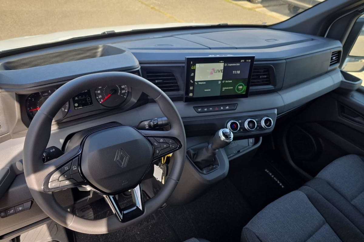 Renault Master Fourgon - Image 12