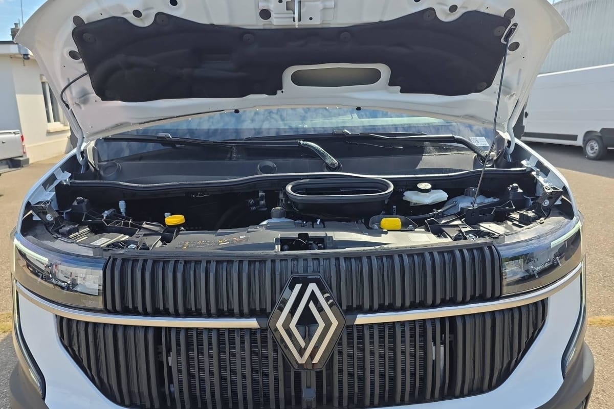 Renault Master Fourgon - Image 24