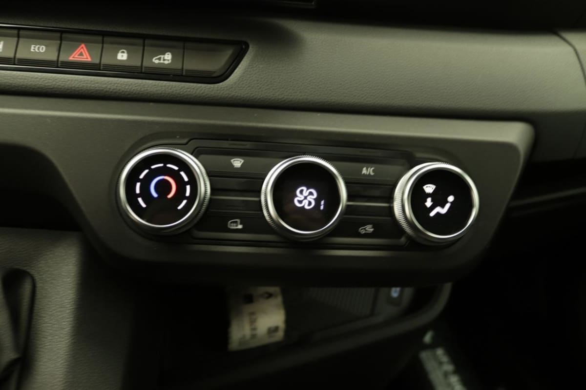 Renault Master Fourgon - Image 16