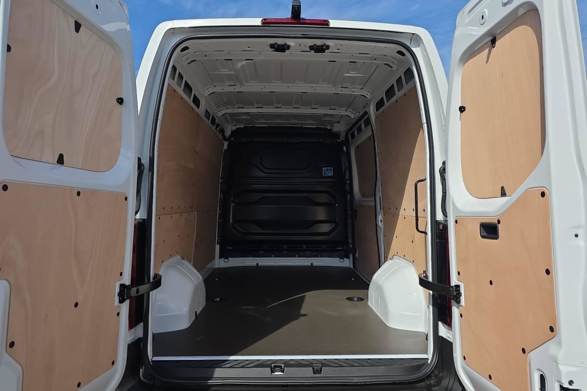 Renault Master Fourgon - Image 11