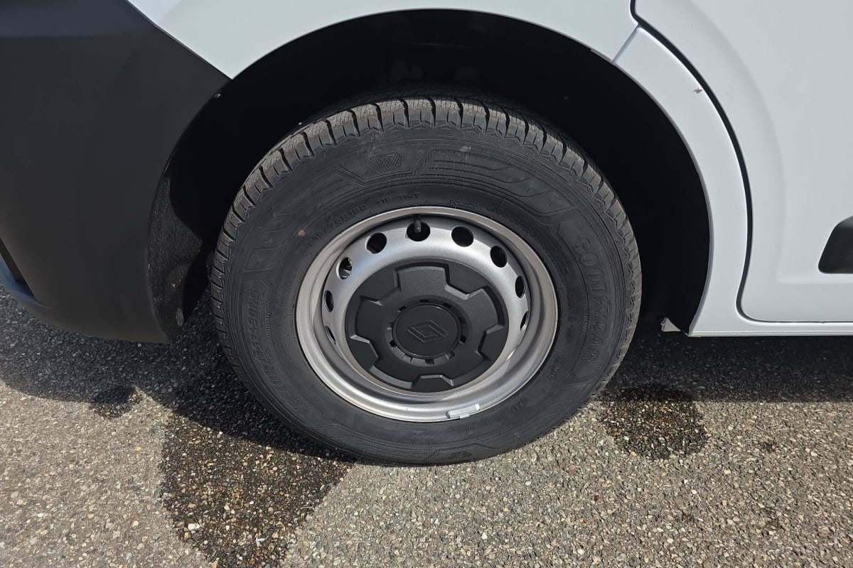 Renault Master Fourgon - Image 22