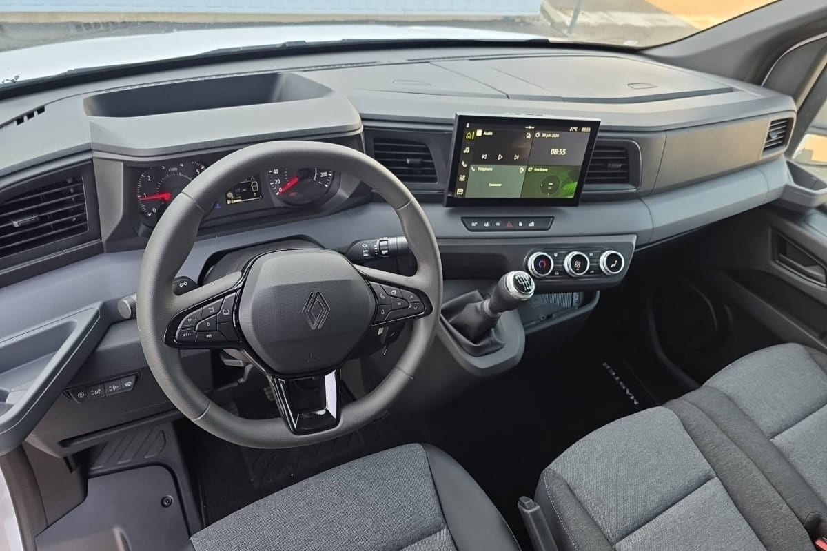 Renault Master Fourgon - Image 15