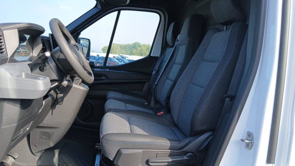 RENAULT MASTER V MASTER FGN TRAC 3T5 L2H2 BLUE DCI 130 EXTRA