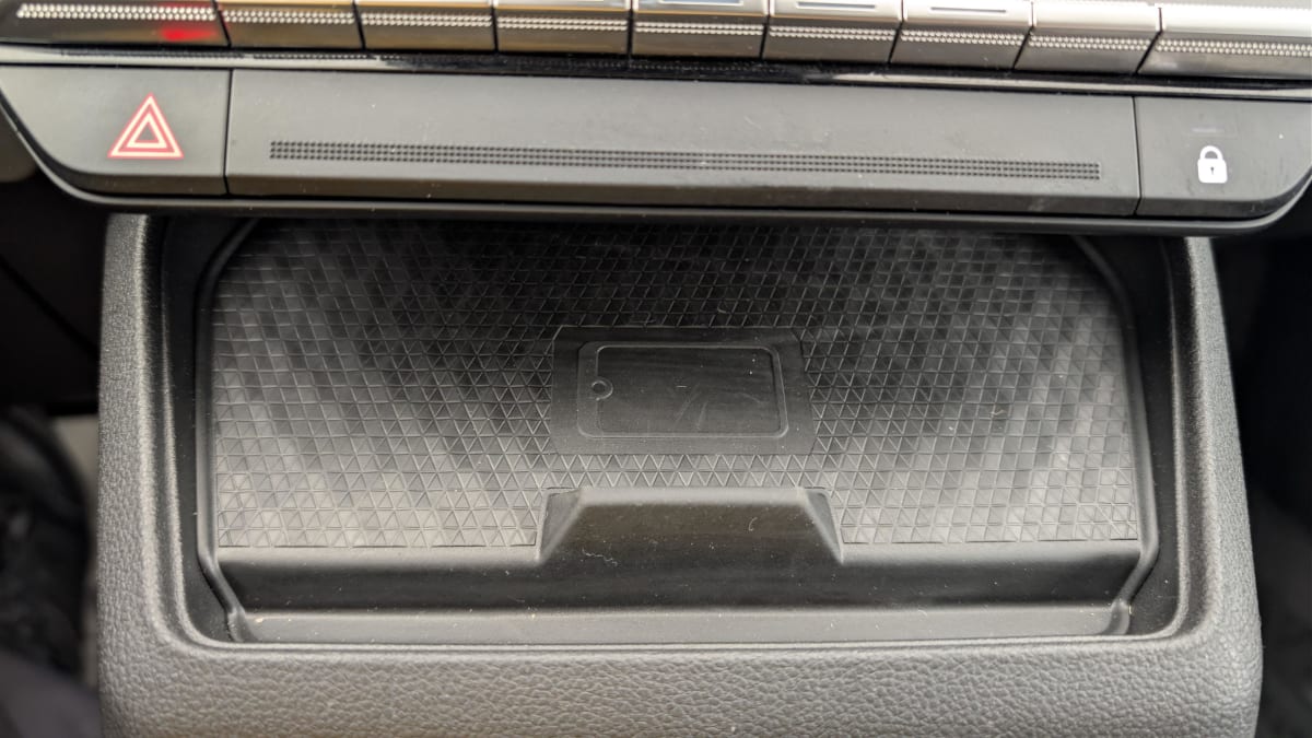 Renault Megane E-tech - Image 19