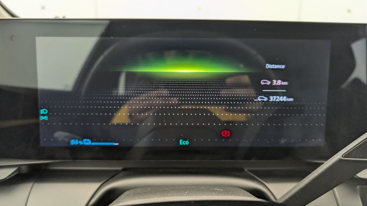 Renault Megane E-tech - Image 23