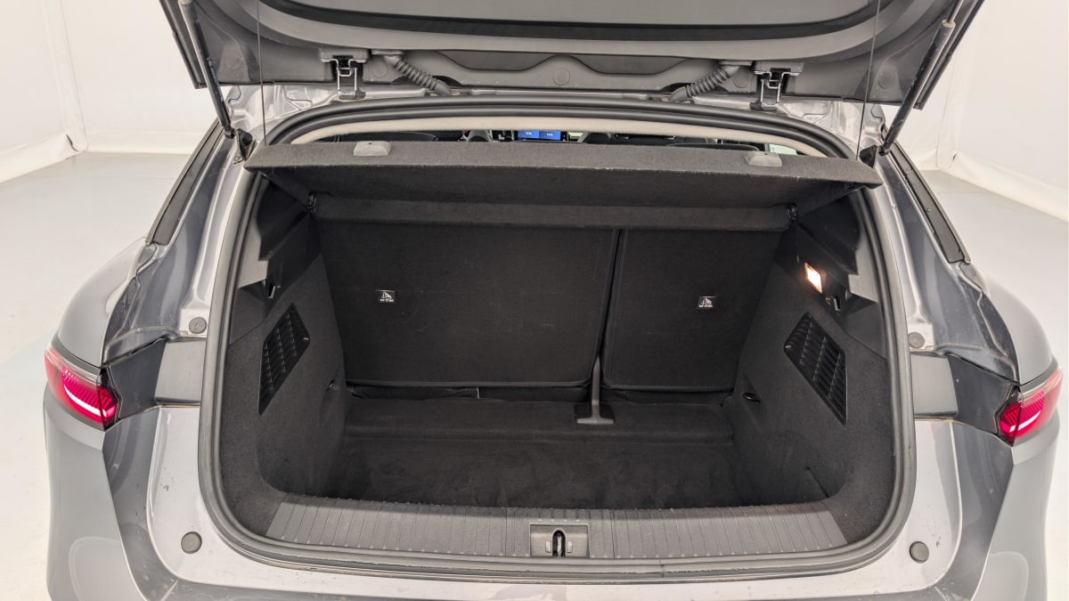 Renault Megane E-tech - Image 11