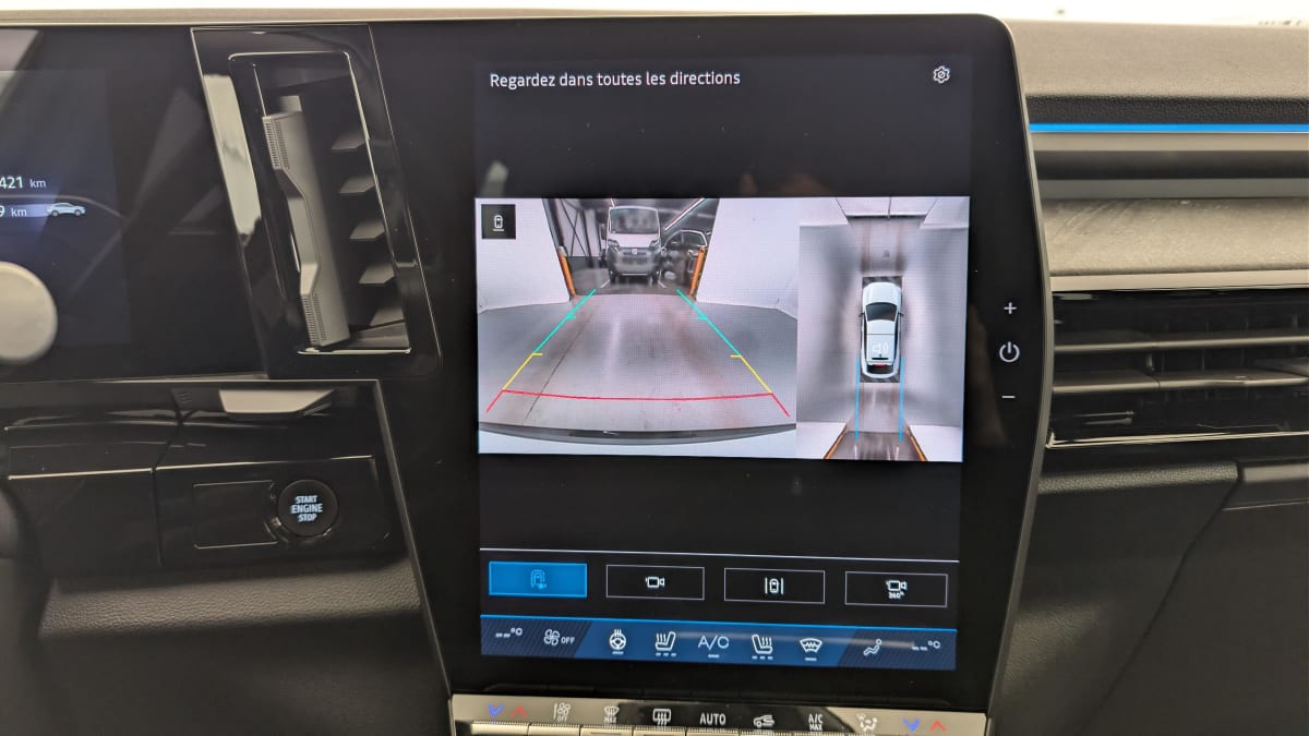 Renault Rafale - Image 17