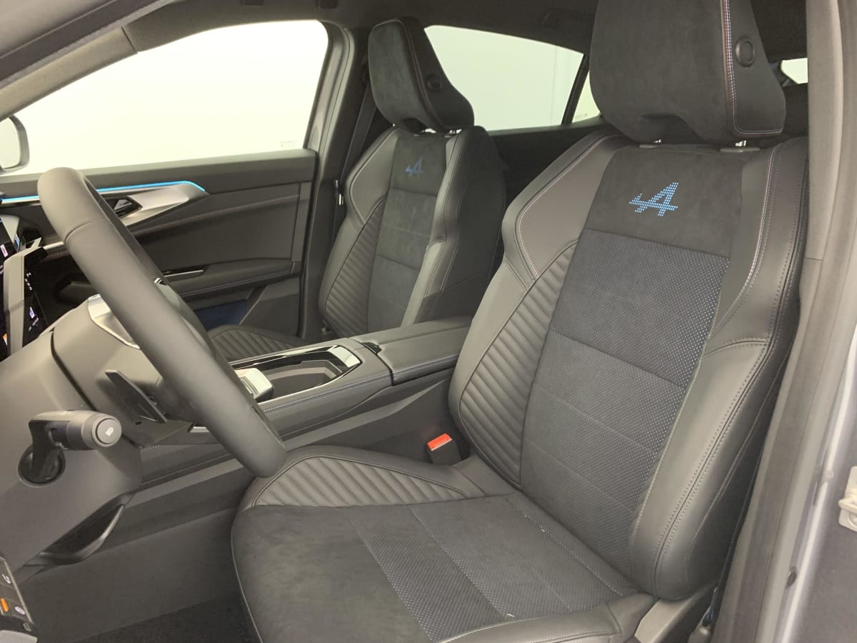 Renault Rafale - Image 22