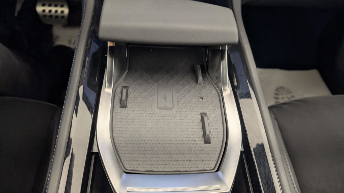 Renault Rafale - Image 20