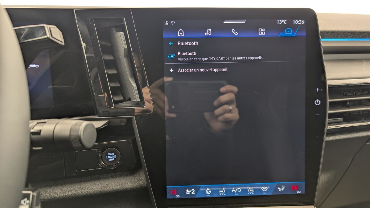 Renault Rafale - Image 19