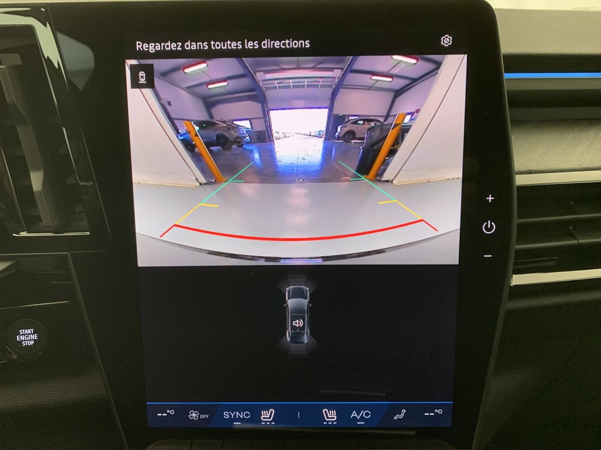 Renault Rafale - Image 18