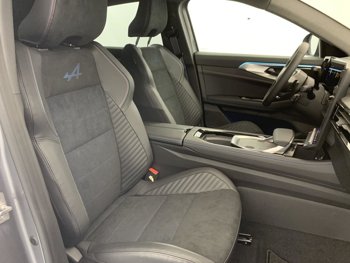 Renault Rafale - Image 9