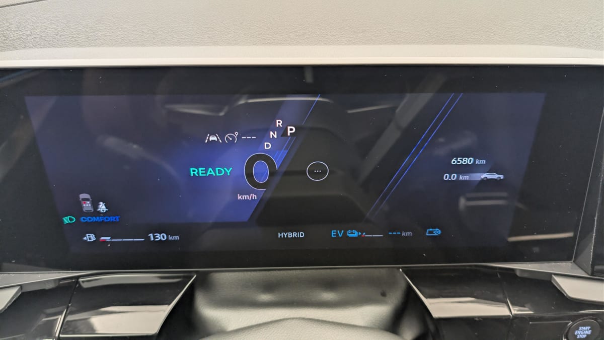 Renault Rafale - Image 26