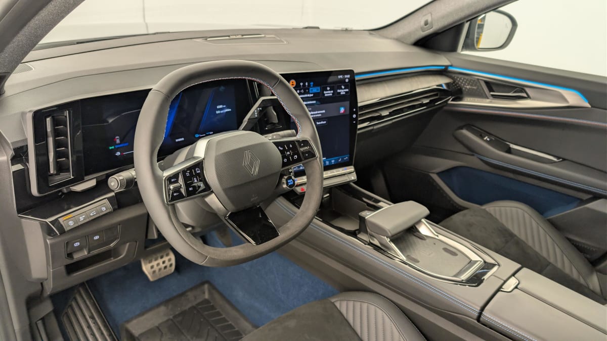 Renault Rafale - Image 15