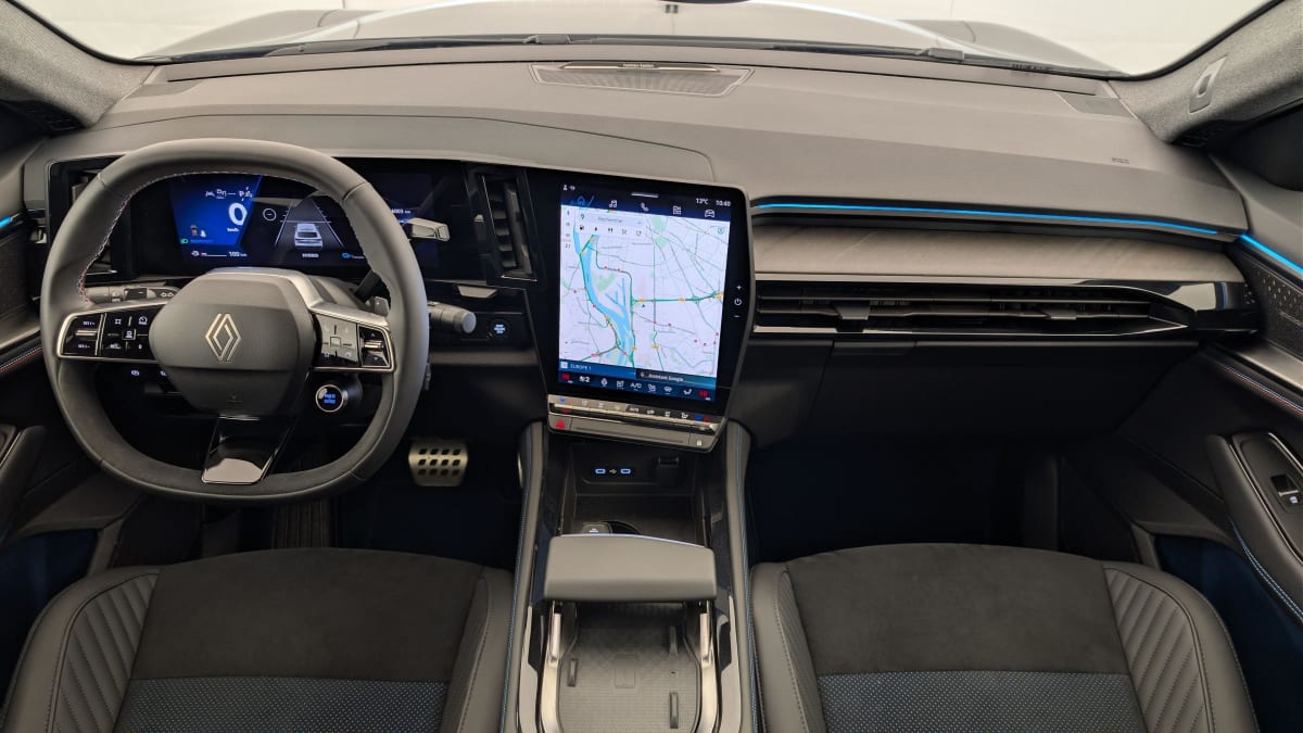 Renault Rafale - Image 13