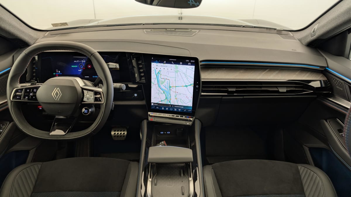 Renault Rafale - Image 13