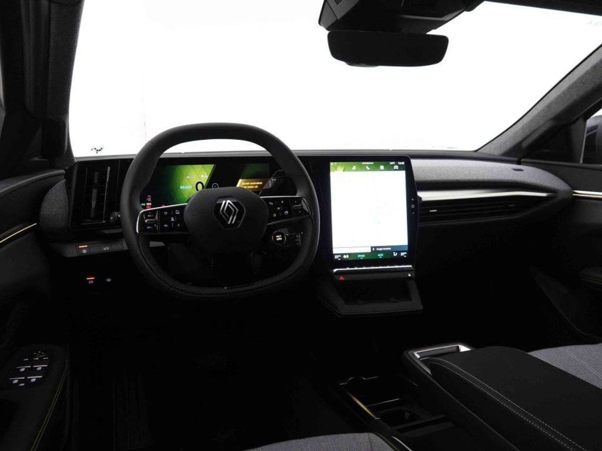 RENAULT SCENIC E-TECH 170 CONFORT RANGE TECHNO