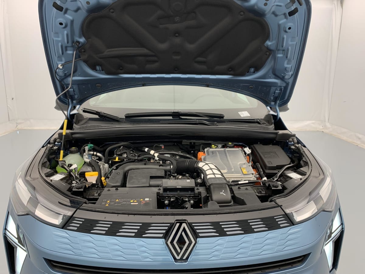 Renault SYMBIOZ - Image 29