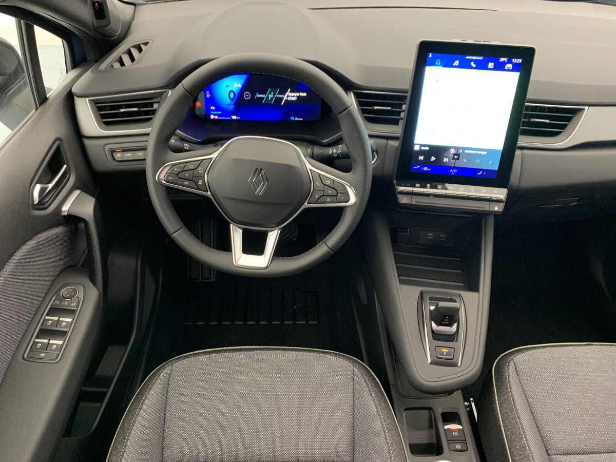 Renault SYMBIOZ - Image 13