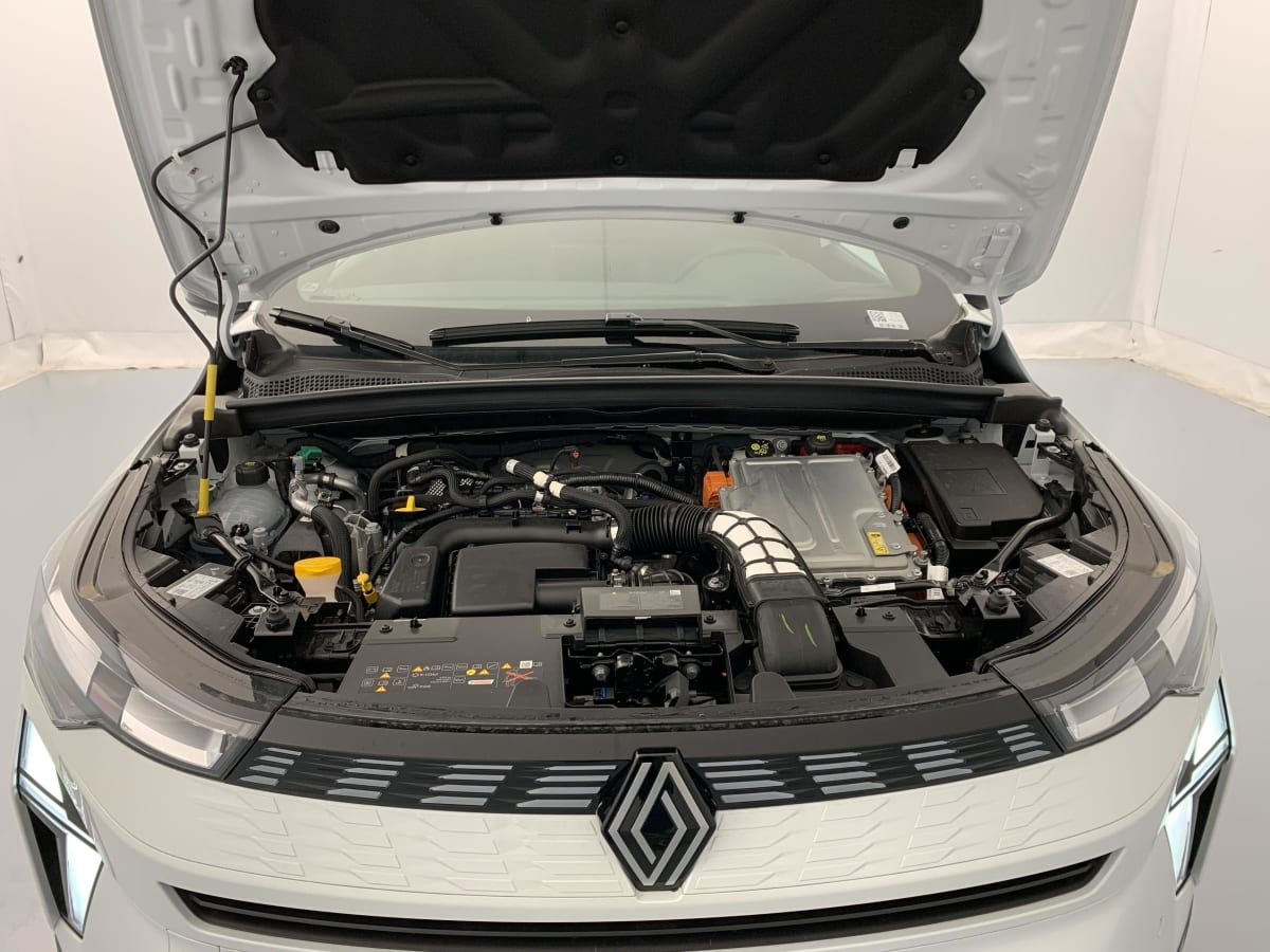 Renault SYMBIOZ - Image 25