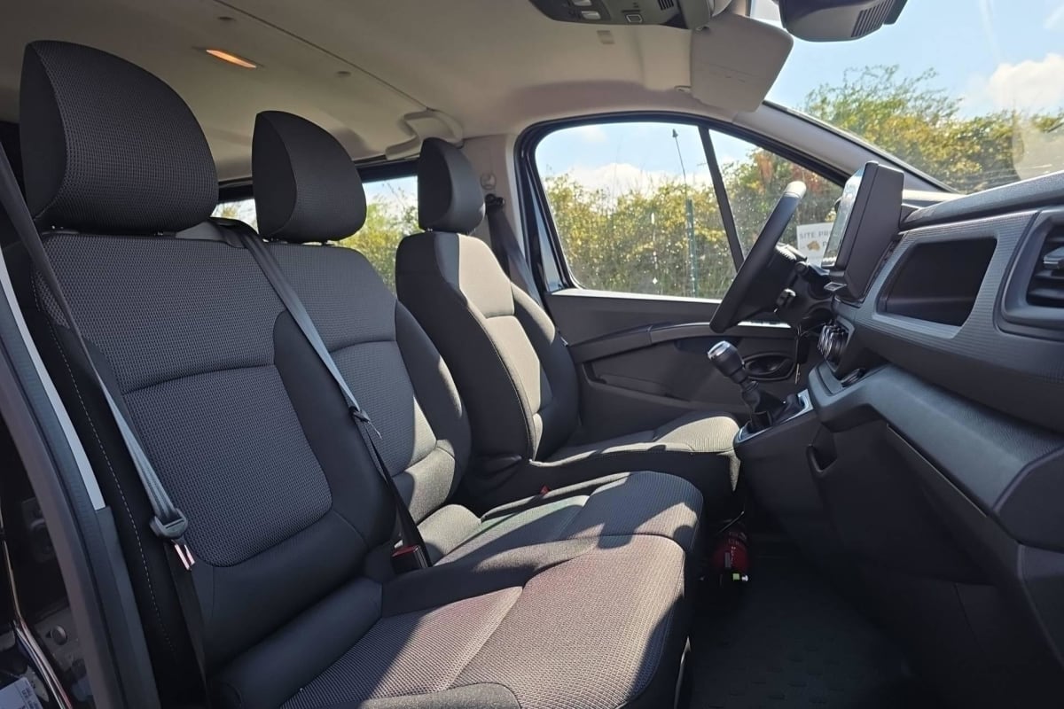 Renault TRAFIC CABINE APPROFONDIE - Image 9