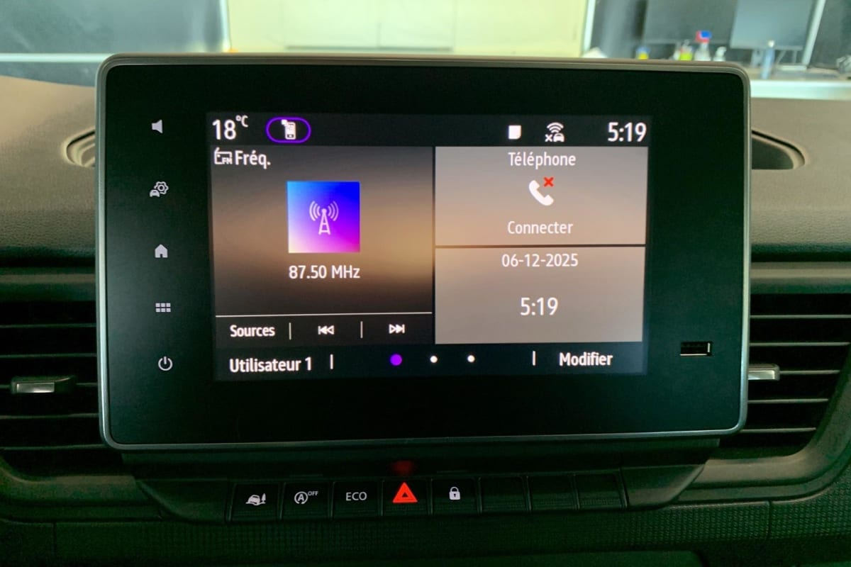 Renault TRAFIC CABINE APPROFONDIE - Image 35